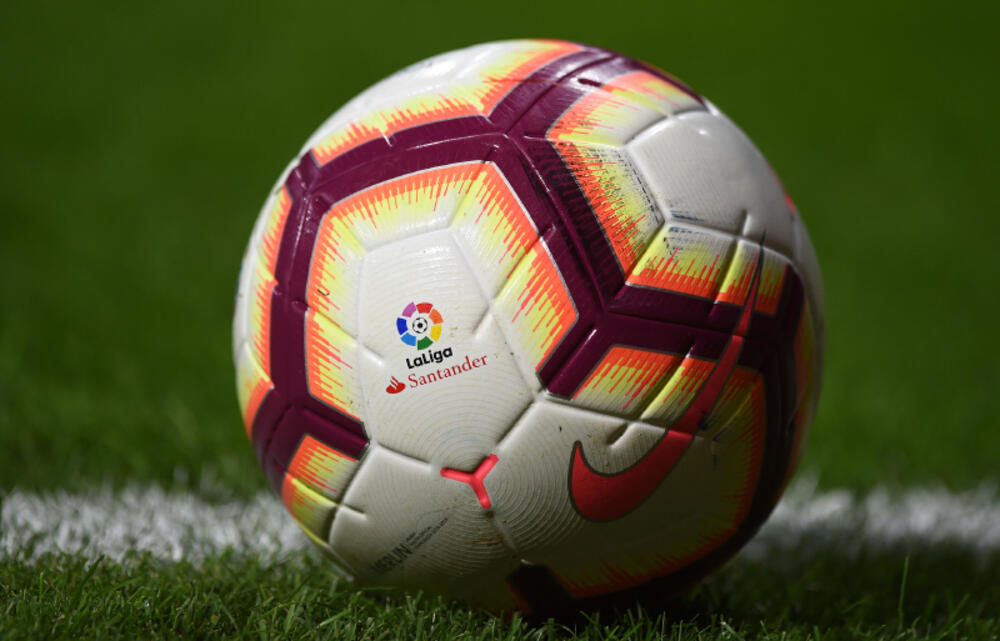 ラ リーガのボールがナイキからプーマに変更へ 超ワールドサッカー