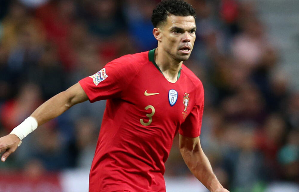 スイス戦で負傷のペペが肩甲骨骨折で離脱 Unl決勝欠場 超ワールドサッカー