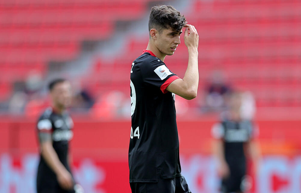 公式 サッカー レヴァークーゼン ハフェルツ ユニフォーム