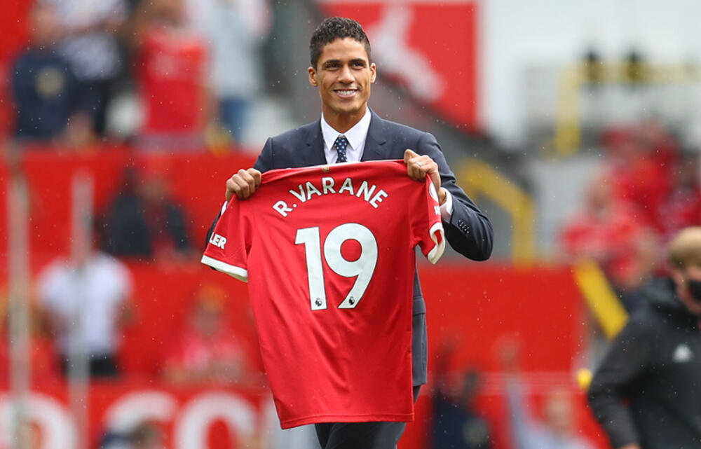 ヴァランの 英語 でのインタビューにファンも驚き 本人も ファンと近い距離にいることが大切 超ワールドサッカー