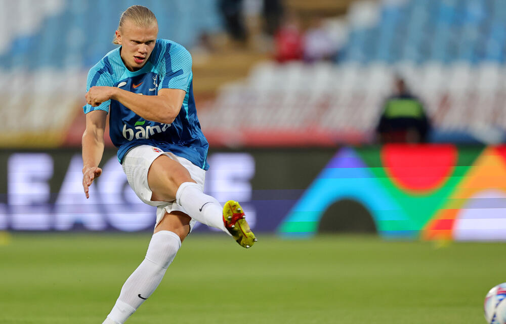 激安単価で マンチェスターシティ ユニフォーム 99-00シーズン