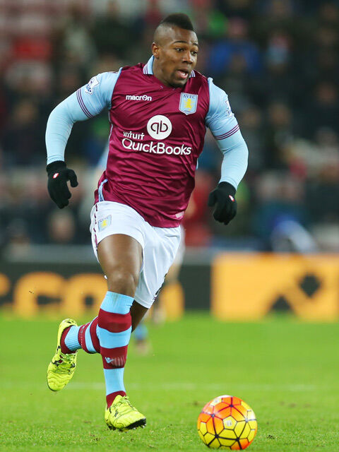 アストン ビラのmfアダマ トラオレが骨折で2カ月の離脱 超ワールドサッカー