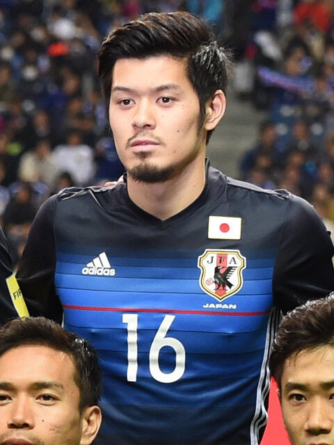 日本代表mf山口蛍が精密検査 鼻篩骨骨折 上顎骨骨折で手術 超ワールドサッカー