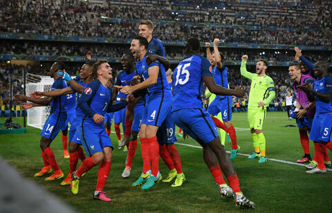 開催国フランスがグリーズマンの2発で世界王者ドイツを撃破し決勝進出 ユーロ16 超ワールドサッカー
