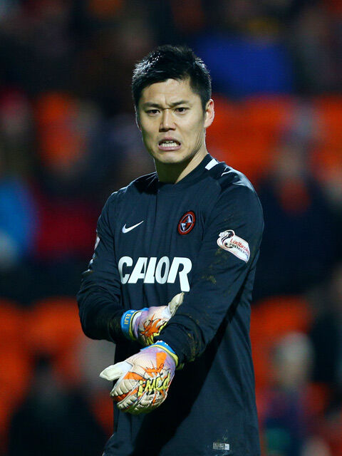 川島永嗣の加入に ようこそ と歓迎ムードも メス 第3gk の立ち位置を強調 超ワールドサッカー