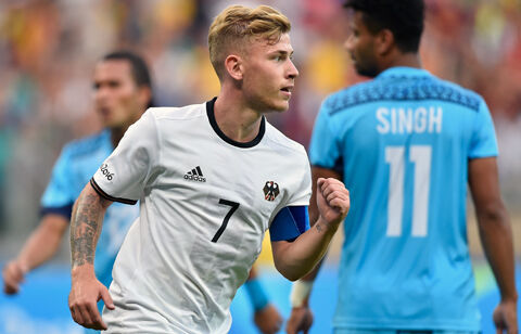 ドイツが10発で逆転突破 ペテルゼン5発にマイヤー3発 リオ五輪 超ワールドサッカー