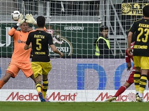 香川 インゴルシュタット戦で軒並み最低タイの評価 かつて軽やかさを象徴したが 超ワールドサッカー