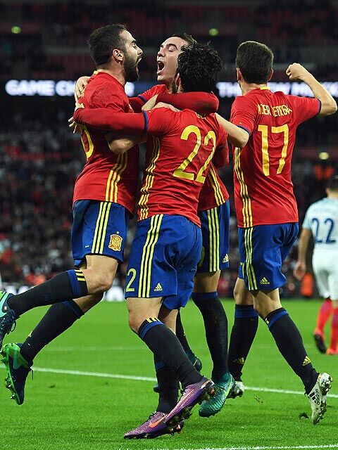 スペイン アスパスデビュー弾など終盤2発でイングランド相手に劇的ドロー 国際親善試合 超ワールドサッカー