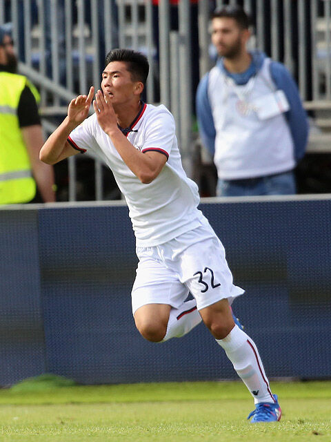 カリアリがセリエa初の北朝鮮人選手となった18歳fwとトップチーム契約 先日のデビュー戦でいきなりゴール 超ワールドサッカー