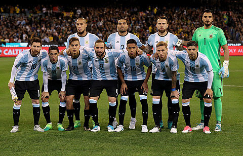 アルゼンチン代表が国外メンバー22名を発表 Fwメッシやfwディバラなど順当に選出しw杯ホスト国 のロシア代表と対戦 国際親善試合 超ワールドサッカー