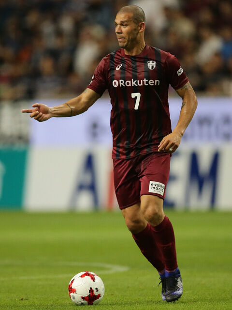 神戸mfニウトン 今季限りで退団か 超ワールドサッカー