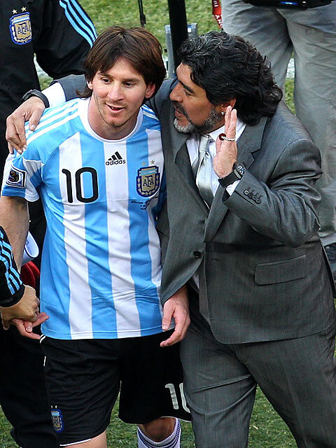 メッシとマラドーナはどっちが上 アルゼンチン大統領が支持するのは 超ワールドサッカー