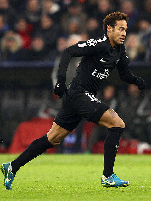 長期離脱ネイマールがついにボール練習再開 超ワールドサッカー
