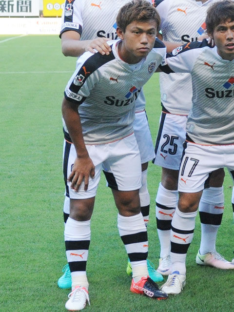 今日の誕生日は誰だ 9月21日は 18歳でシティの練習に参加したオレンジ軍団期待のアタッカー 超ワールドサッカー