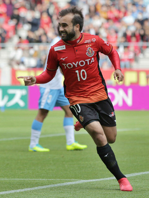 魔法使い ガブリエル シャビエル 来季も名古屋でプレー 完全移籍決定 超ワールドサッカー