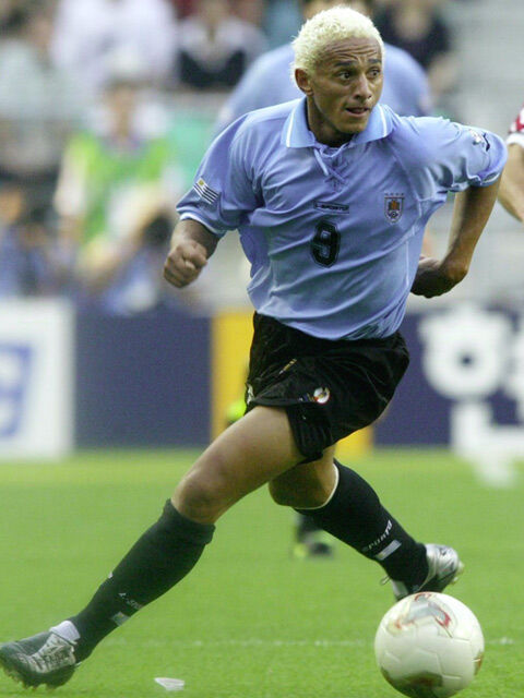 あの人は今 元ウルグアイ代表fwの壮絶人生 超ワールドサッカー