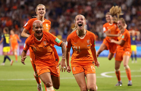 延長戦のグルーネン弾でスウェーデンを撃破したオランダが初の決勝進出 女子w杯 超ワールドサッカー