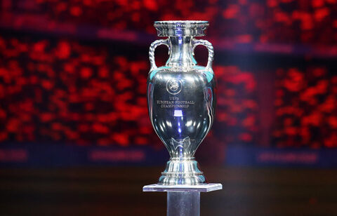 今夏予定のユーロ 来夏に先送りか Uefaが17日に緊急会合 超ワールドサッカー