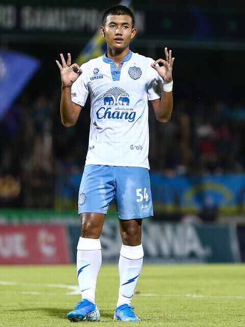 タイの新星 17歳fwにjリーグクラブが興味か すでにa代表デビュー 超ワールドサッカー