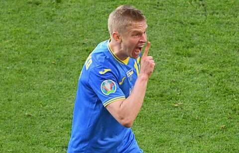 シティdfジンチェンコに第1子が誕生 年に美人tvレポーターと結婚 超ワールドサッカー