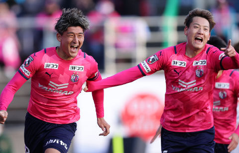 初招集のc大阪cbコンビ Df瀬古歩夢 今後につながるよう頑張ります Df西尾隆矢 無駄のない充実した時間に 超ワールドサッカー