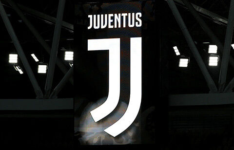 ポケモンを思い出す ユベントスの3rdユニフォームはピンクとブルー 万華鏡のようなデザインに 美しい色 驚いた 超ワールドサッカー