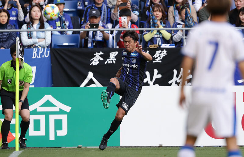 遠藤保仁がjリーグ22年連続ゴールの大記録 超ワールドサッカー