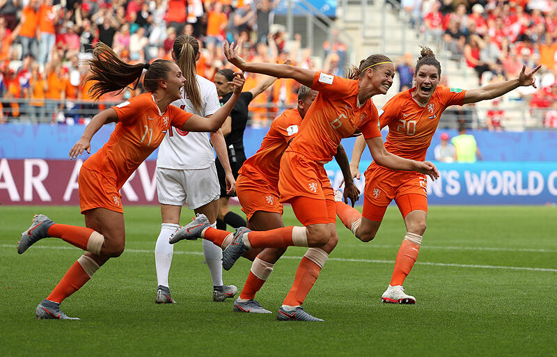 全勝のオランダがラウンド16でなでしこと激突 劇的勝利のカメルーンが奇跡のgs突破 女子w杯 超ワールドサッカー