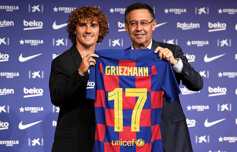 バルセロナ新加入fwグリーズマンの背番号が 17 に決定 過去にはペドロやアルカセルが着用 超ワールドサッカー