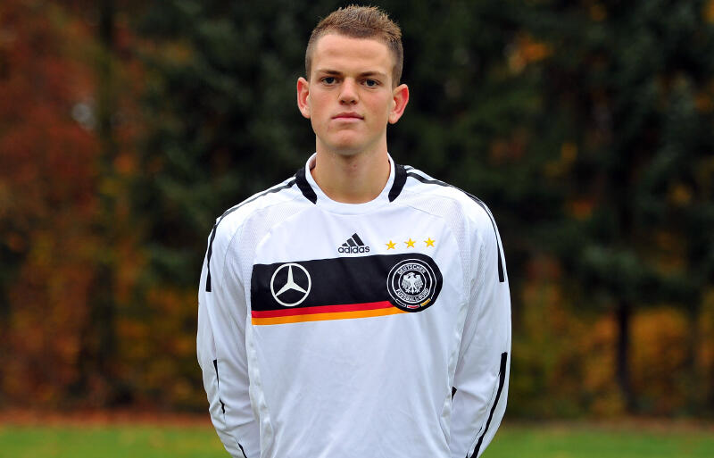 元u 18ドイツ代表fwが激しい頭痛を訴え24歳で急逝 超ワールドサッカー