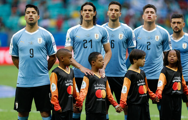 ゴディン スアレス カバーニ選外 ウルグアイが22名招集 国際親善試合 超ワールドサッカー