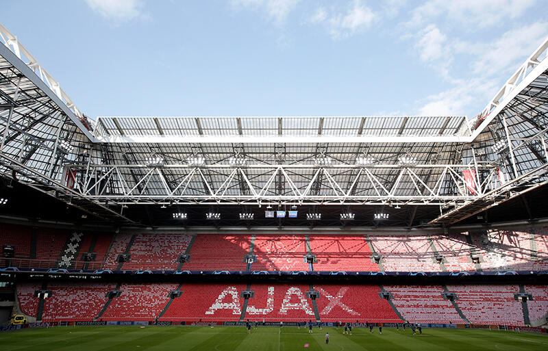 アヤックス ファンの不適切行為に対する制裁で Clチェルシー戦で無観客試合処分 超ワールドサッカー