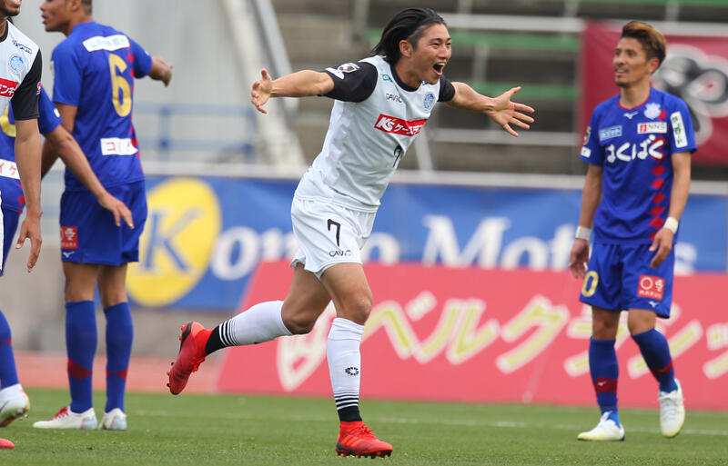 J1昇格の横浜fc 水戸df志知孝明を獲得 新境地 左sbでブレイク 超ワールドサッカー