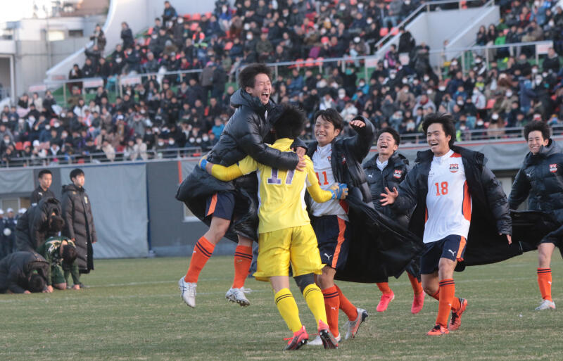 1人退場の國學院久我山が粘り 激闘の末pk戦で専大北上を下し3回戦進出 高校サッカー選手権 超ワールドサッカー