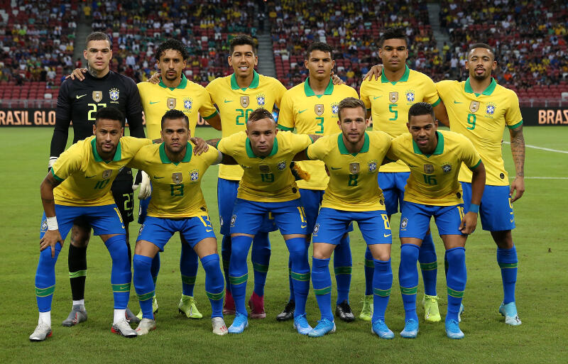 ブラジル代表関係者57名が集い1億円を寄付 ブラジルの3万00世帯を支援 超ワールドサッカー