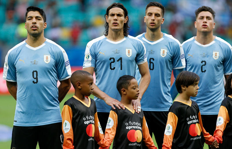 ウルグアイ代表メンバーが発表 スアレス カバーニらに国内組は1名のみ カタールw杯南米予選 超ワールドサッカー