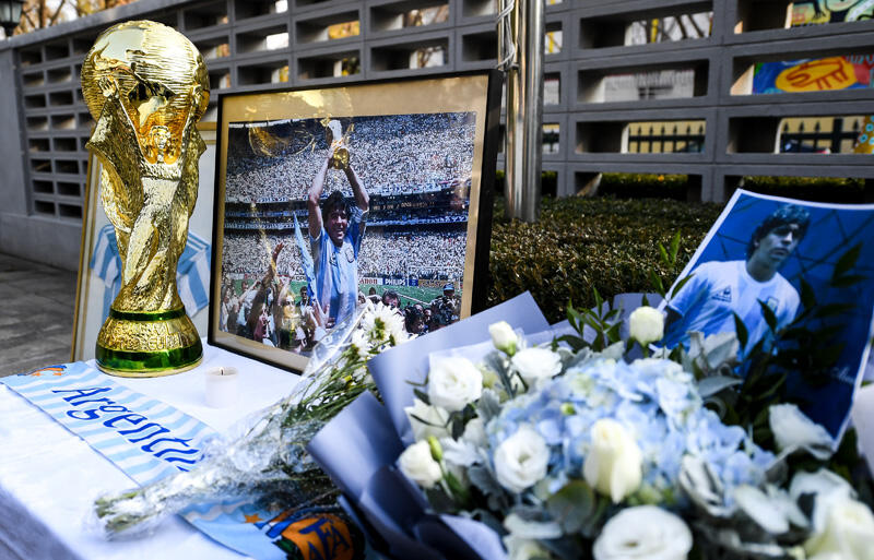 マラドーナの思い出 等身大のアイドル 突然の訃報 超ワールドサッカー