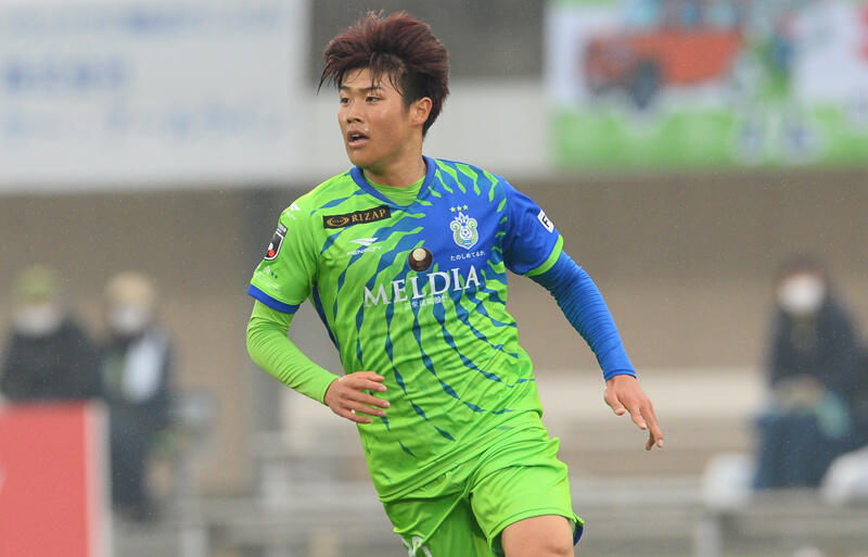 千葉 今季は湘南でプレーした札幌fw岩崎悠人が期限付き移籍で加入 今の自分にとってベストな選択 超ワールドサッカー