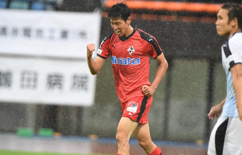 新潟が今季のj3得点王fw谷口海斗を熊本から完全移籍で獲得 全力で頑張りたい 超ワールドサッカー