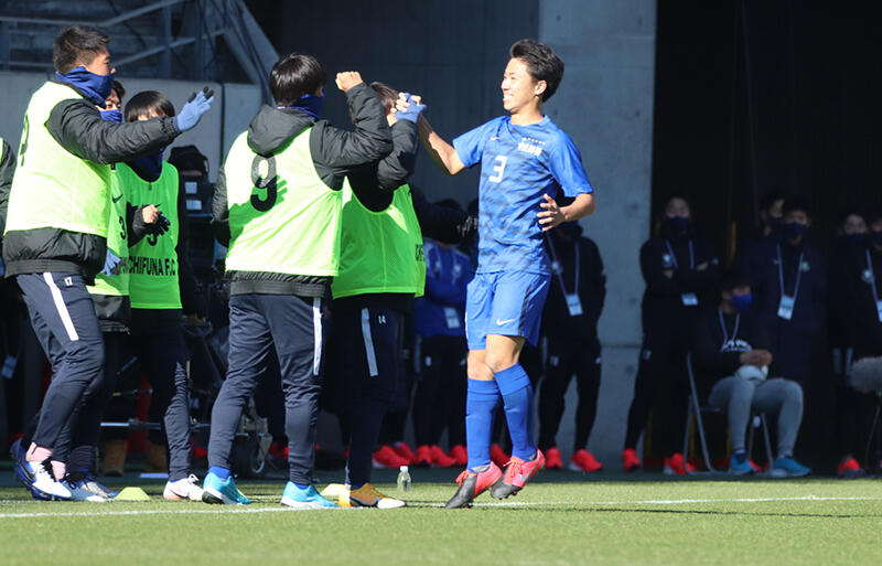 市船が3回戦進出 木内の2試合連続ゴールで那覇西を下す 高校サッカー選手権 超ワールドサッカー