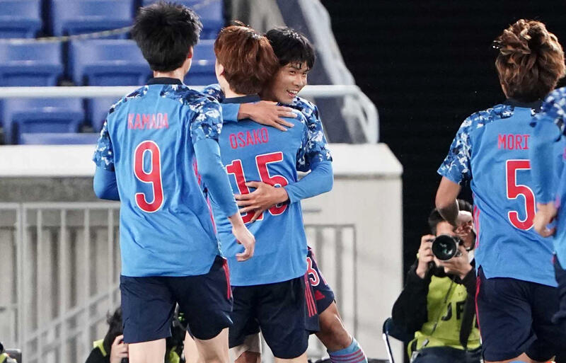 日本代表デビュー戦ゴールのdf山根視来 湘南と川崎fで培ったもの 両方でやってきたことが結果になった 超ワールドサッカー