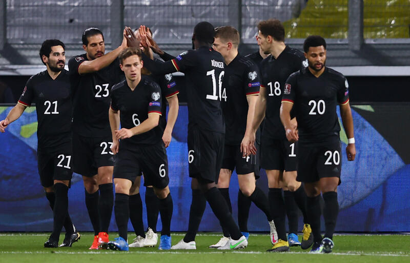 好調ギュンドアン弾など3発のドイツが快勝スタート ミュージアラがデビュー カタールw杯欧州予選 超ワールドサッカー