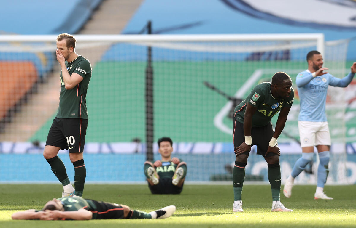 キャリア初タイトルを逃したソン フンミンが号泣 デ ブライネたちからも慰め 超ワールドサッカー