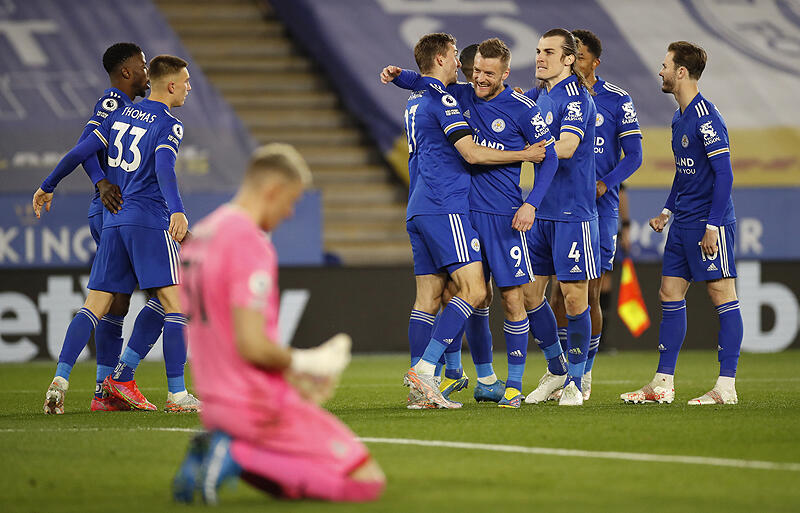 イヘアナチョの3戦連発弾でレスターが逆転勝利 プレミアリーグ 超ワールドサッカー