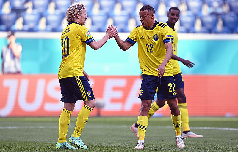 イサク躍動のスウェーデンがスロバキアの堅守こじ開け初勝利 フォルスベリpk弾が決勝点に ユーロ 超ワールドサッカー