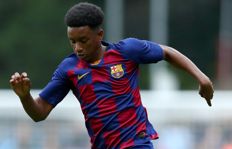 バルセロナ 17歳左サイドバックのバルデと24年まで契約延長 超ワールドサッカー