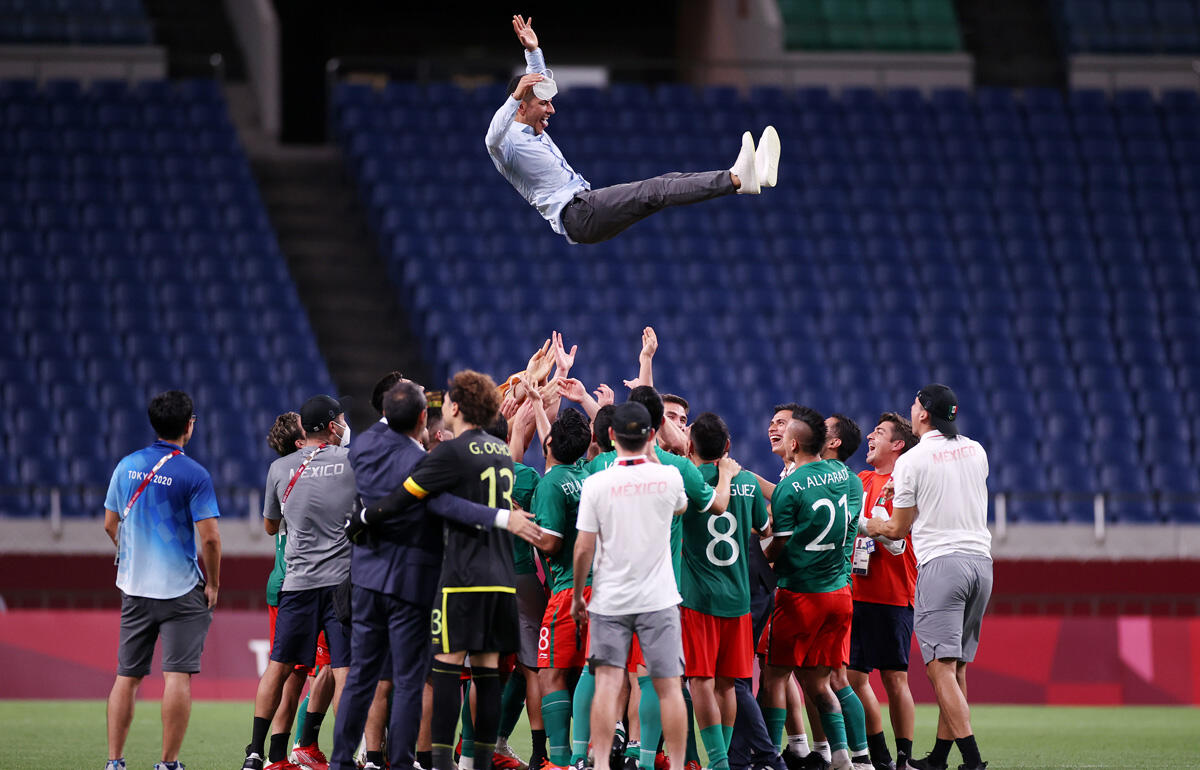 満足して帰る 東京五輪で退任のメキシコ代表監督 銅メダルに感謝 選手たちのおかげ 超ワールドサッカー