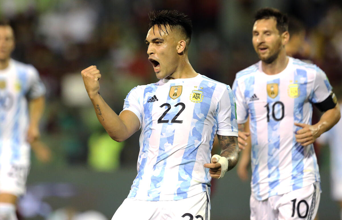 ブラジルが無傷の7連勝 アルゼンチンはラウタロが3ゴールに絡む活躍で2位キープ カタールw杯南米予選 超ワールドサッカー