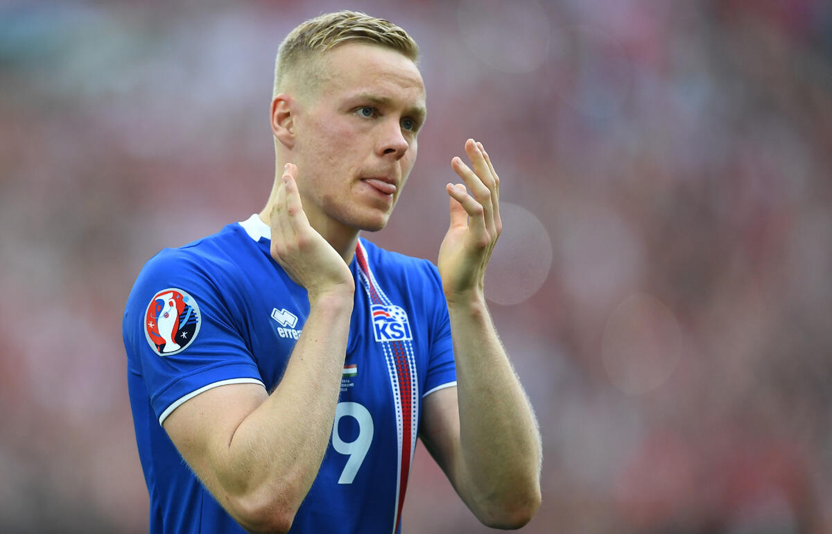 性的暴行疑惑のアイスランド代表選手 クラブが活動停止を発表 超ワールドサッカー