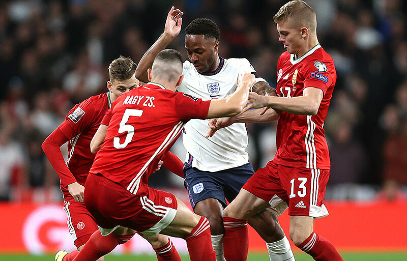 攻撃停滞イングランドがホームでドロー ポーランドが3pt差の2位に浮上 カタールw杯欧州予選 超ワールドサッカー